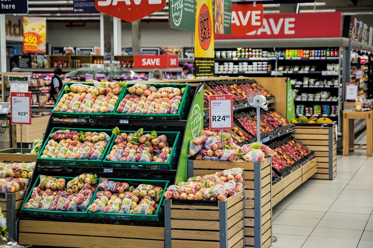 Grocery, shopping, supermarket — Enhancing Personal Image with High-Class Escorts in Toronto